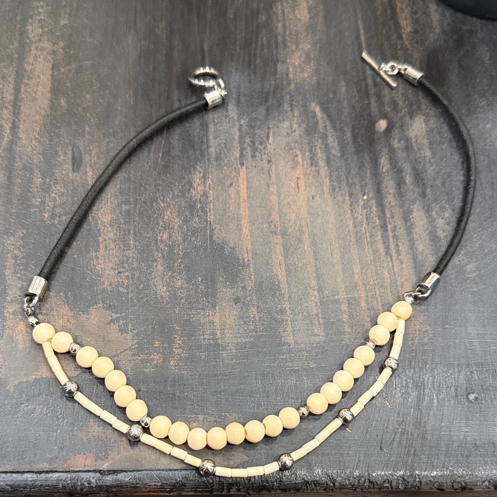 Elegant Beaded Necklace with Silver Accents